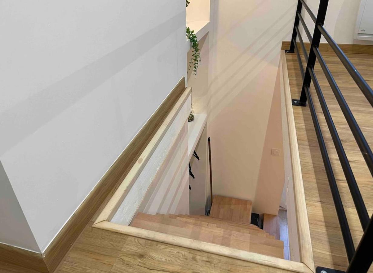 Апартаменты Le Duplex - Gare / Tram / Netflix Фонтен Экстерьер фото